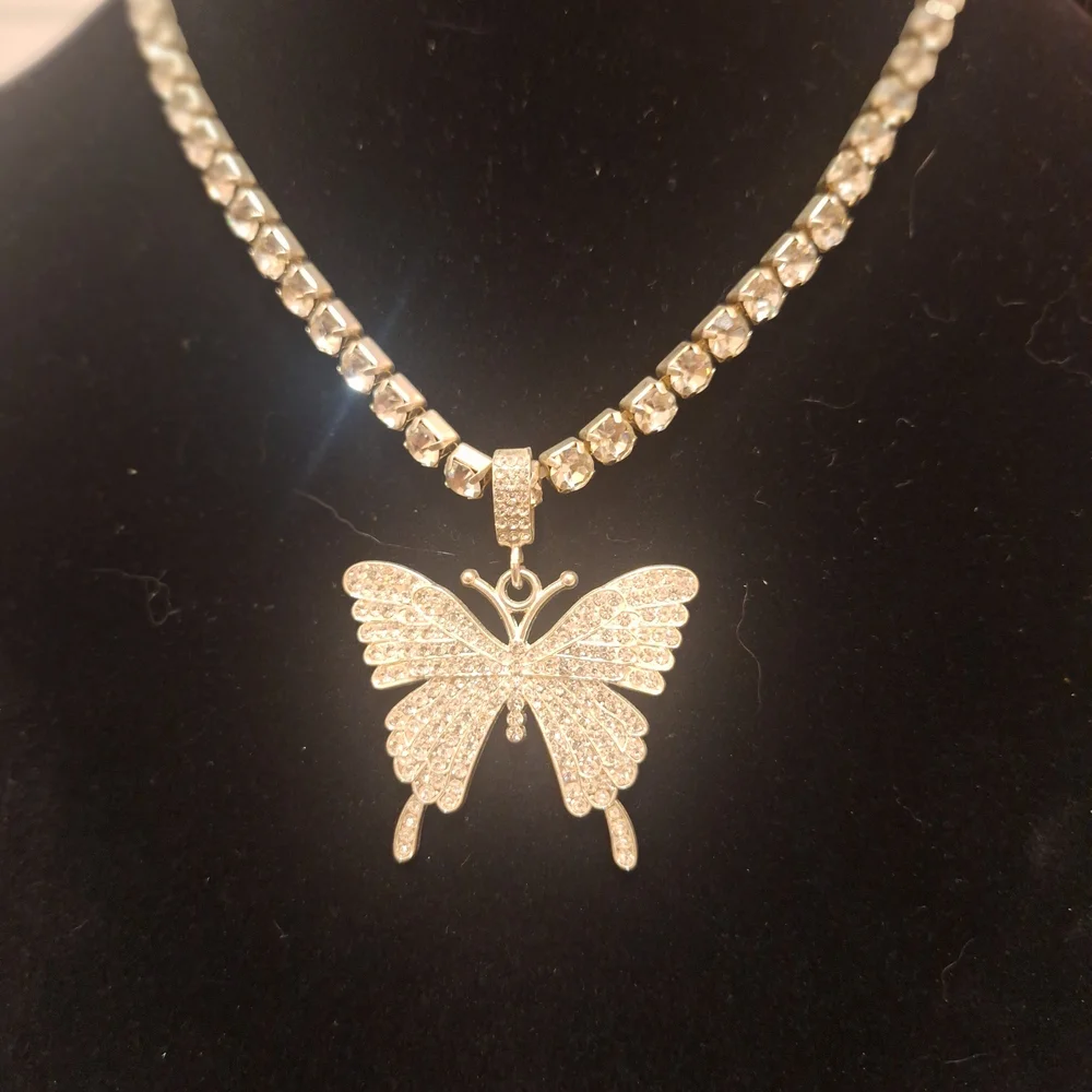 Gold Butterfly Pendant Necklace